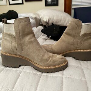 Dolce Vita Tan Suede Booties